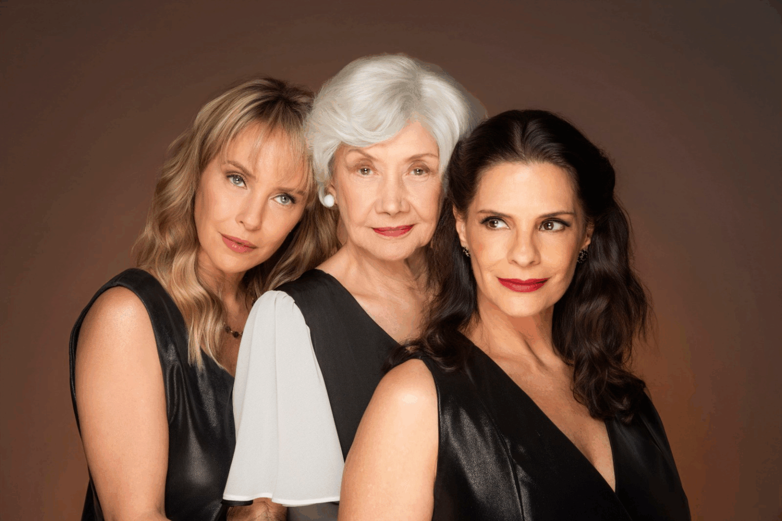 São Luís recebe espetáculo Três Mulheres Altas com Ana Rosa, Helena Ranaldi e Fernanda Nobre