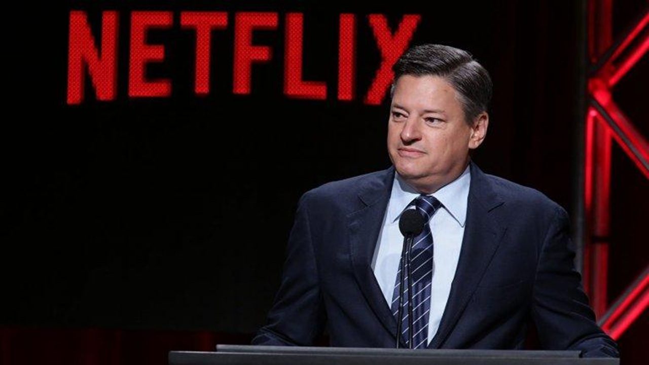Ted Sarandos rebate James Cameron e acusa diretor de espalhar desinformação sobre a Netflix Ted Sarandos rebate James Cameron e acusa diretor de espalhar desinformação sobre a Netflix